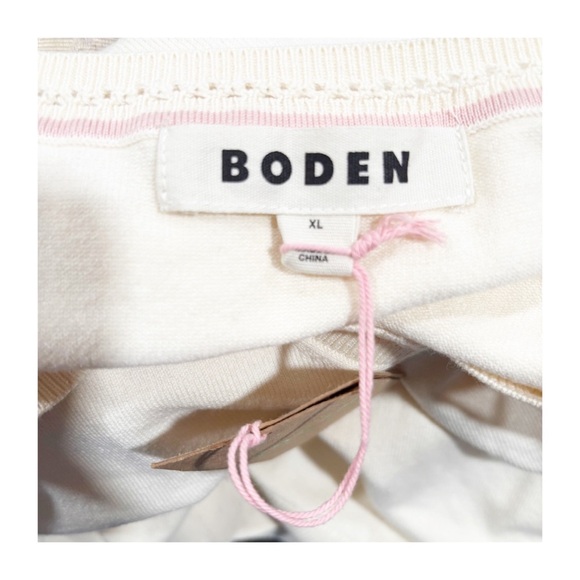 Boden Women’s Cream V-Neck Sweater - Picture 3 of 8